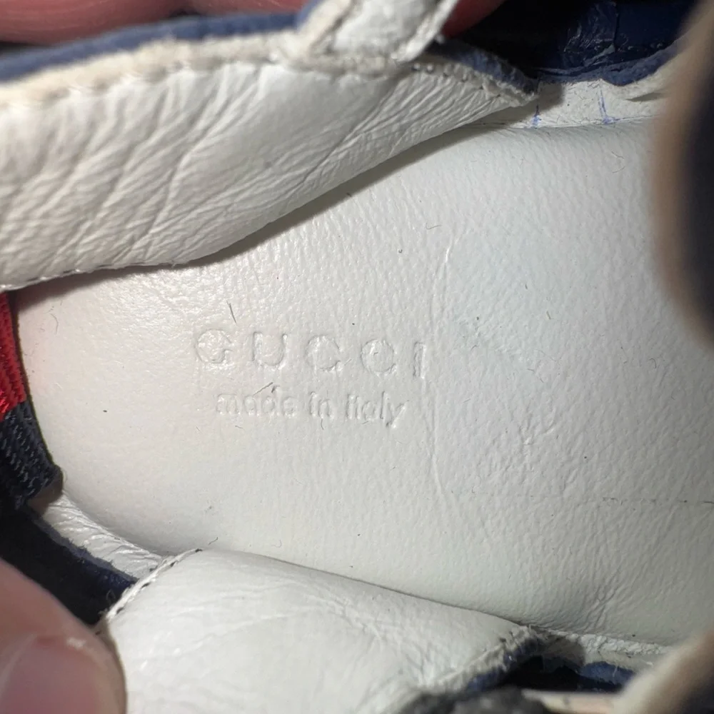 Gucci navy blue & red baby 3-6 months infant sandals